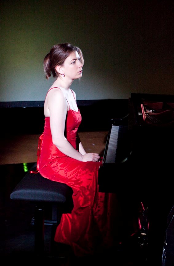 Polina Bogdanova, pianist and opera répétiteur